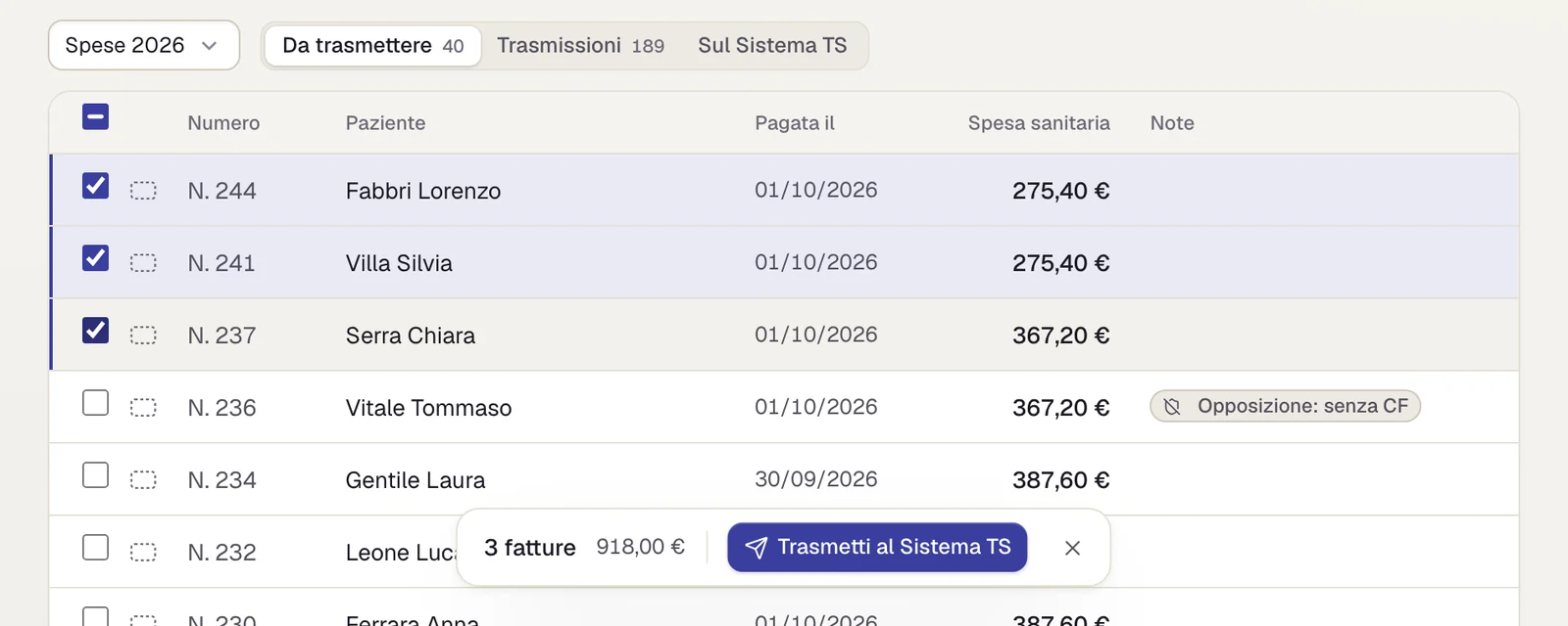 Le fatture pagate da trasmettere al Sistema TS: tre sono selezionate e in basso c'è il pulsante «Trasmetti al Sistema TS».